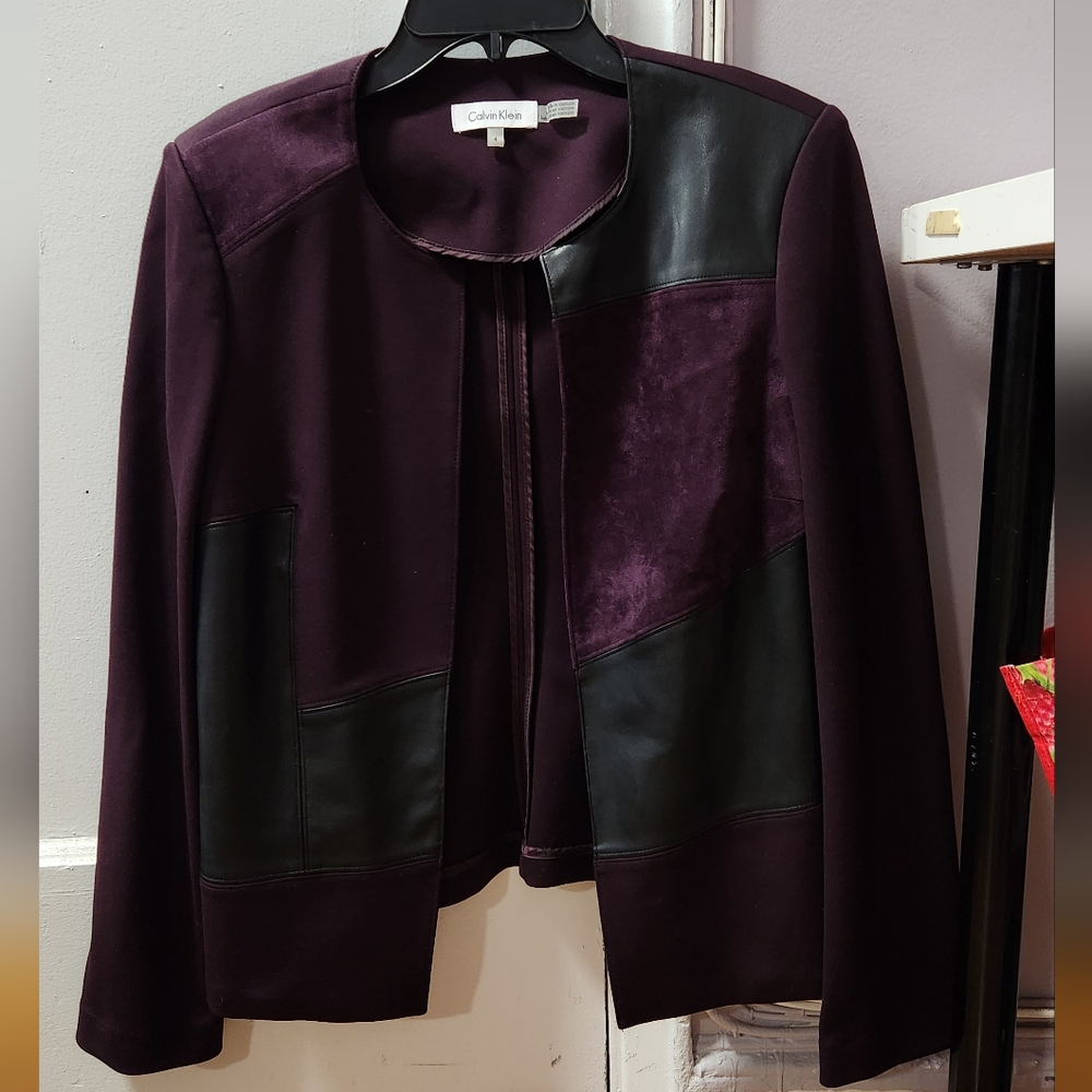 Calvin Klein Women's Deep Purple and Black Blazer